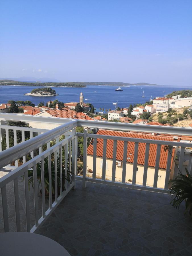 Apartments Kresic Hvar Town Exteriör bild