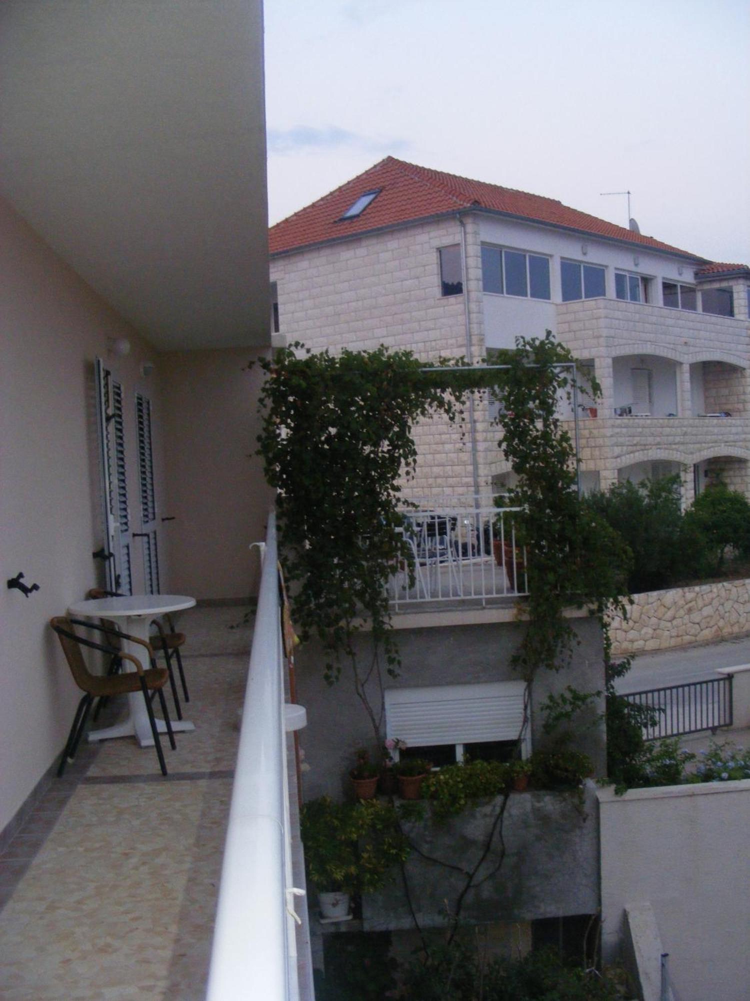 Apartments Kresic Hvar Town Exteriör bild