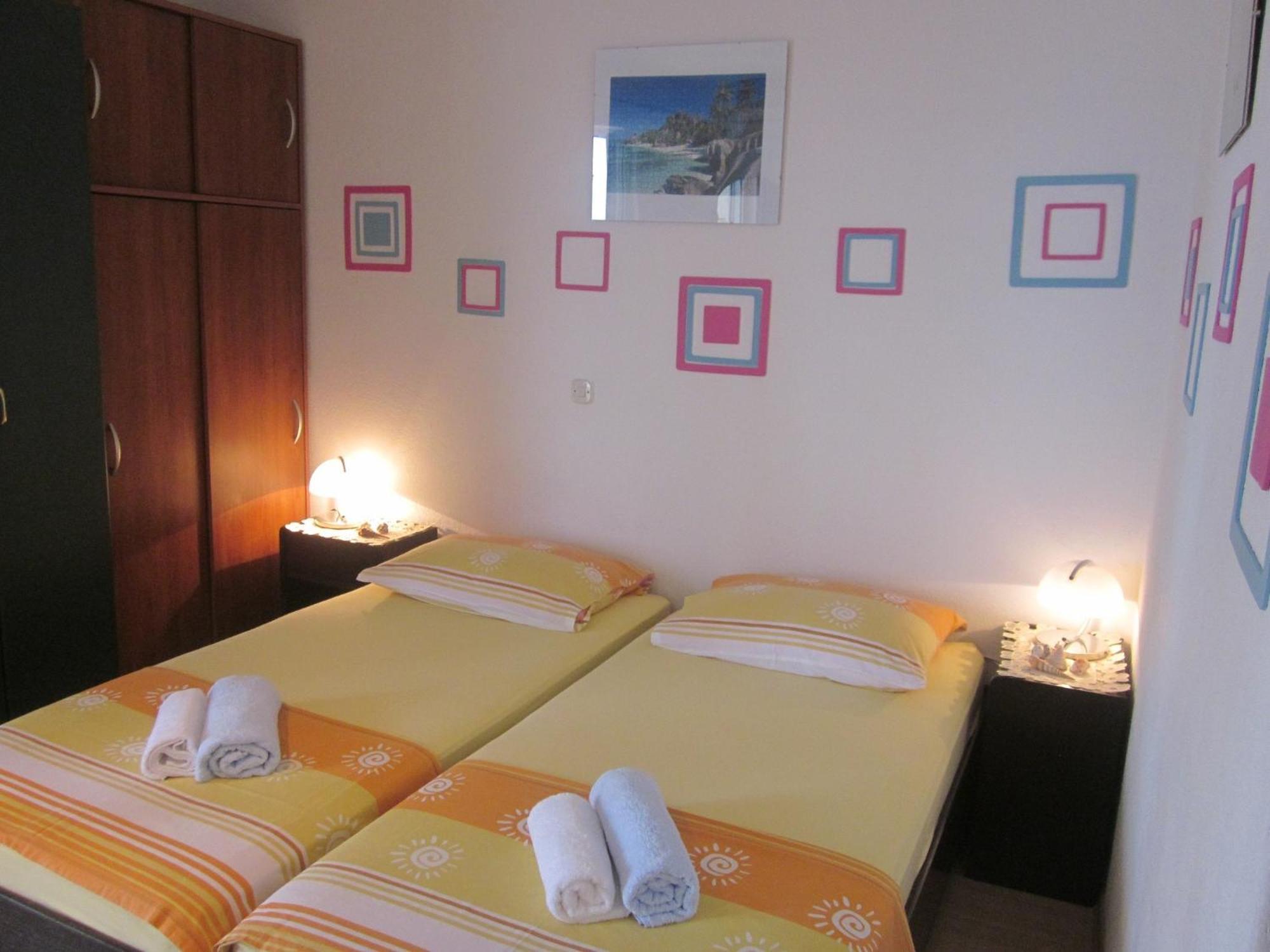 Apartments Kresic Hvar Town Rum bild