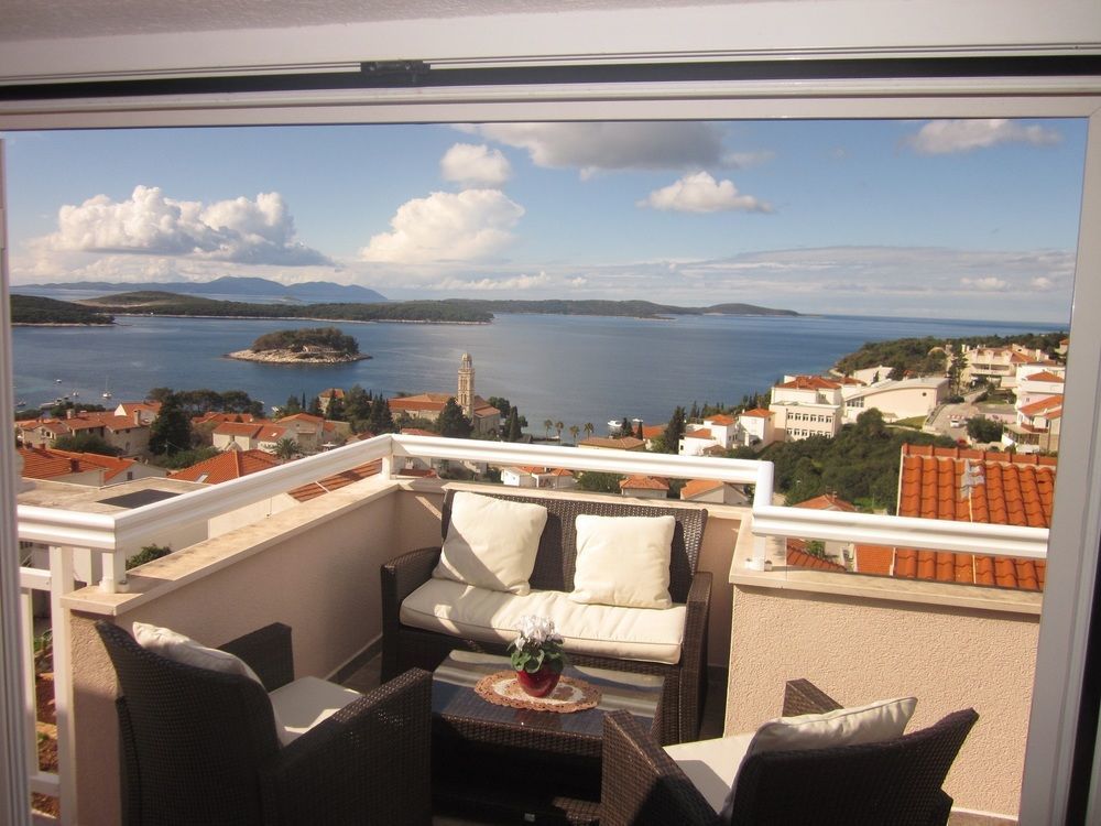 Apartments Kresic Hvar Town Exteriör bild